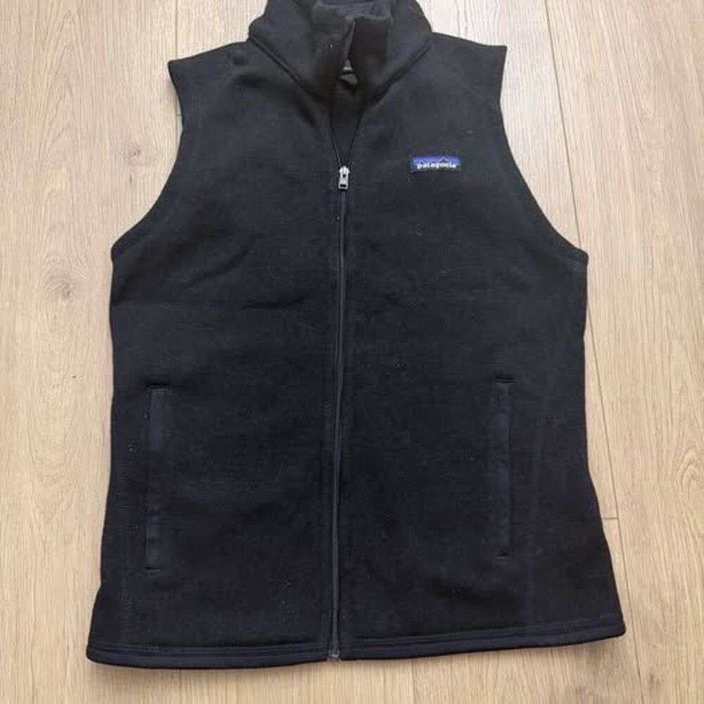 Patagonia Women’s Better Sweater Vest - size Small Black